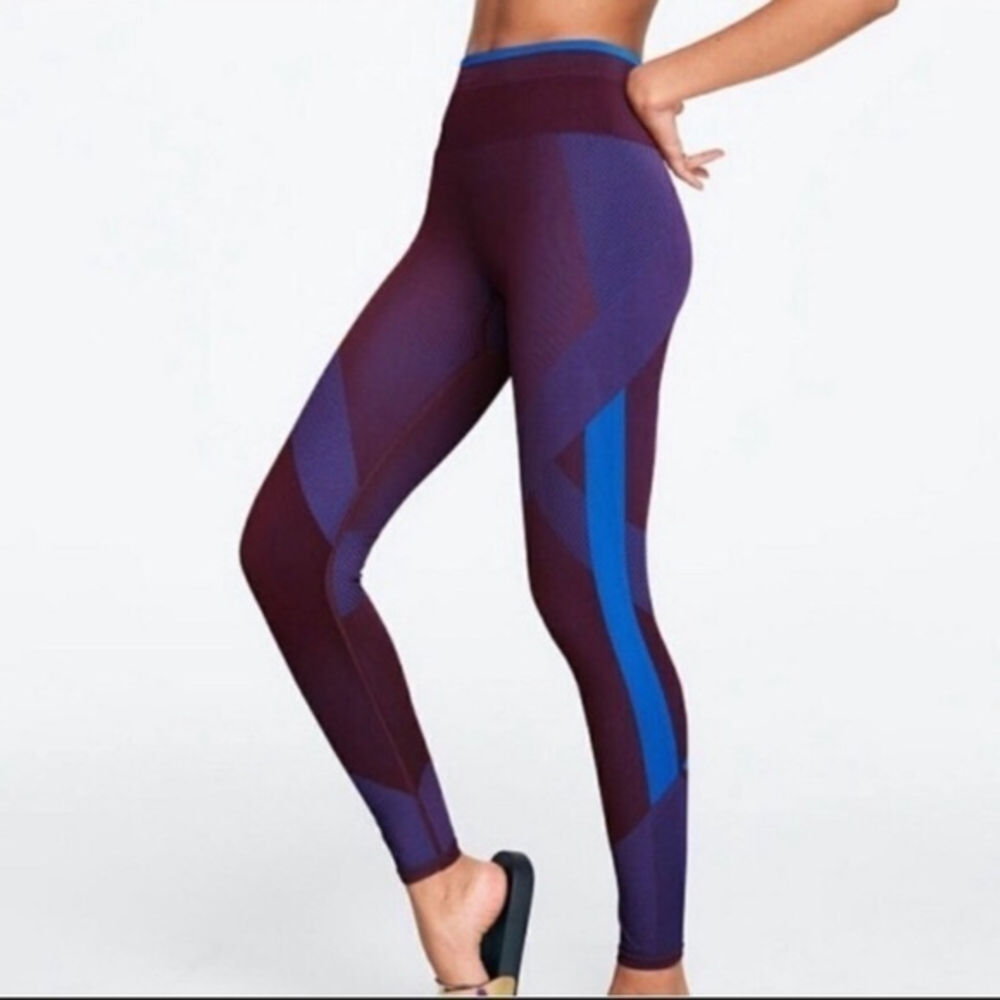 VS PINK Cool & Comfy‎ High Waisted Leggings Size Small